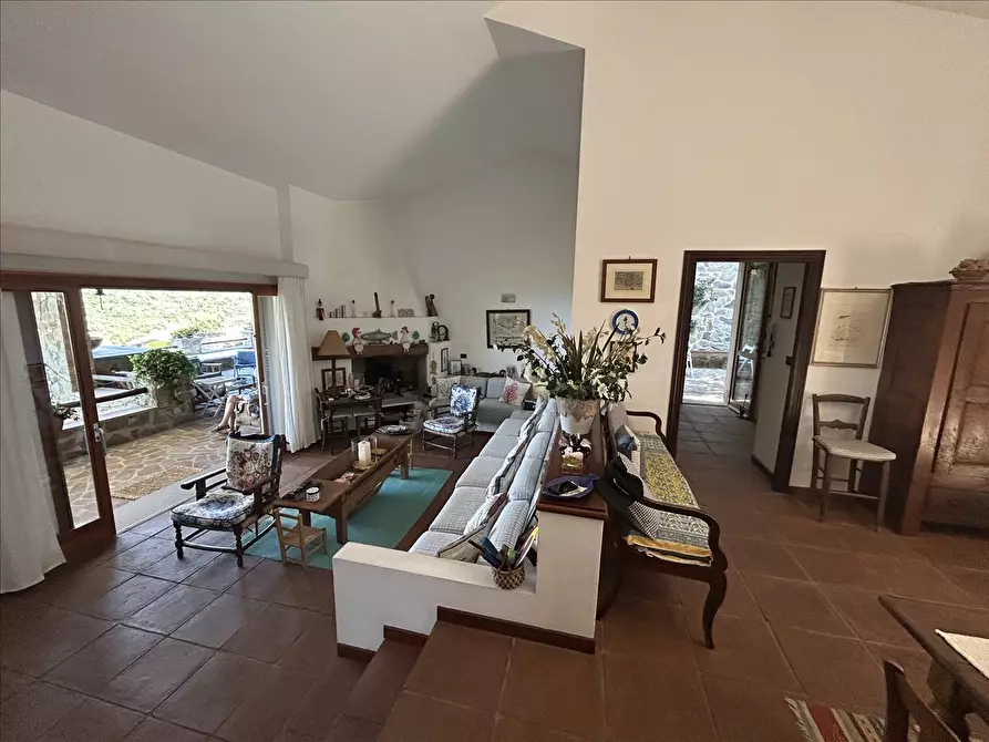 Immagine 10 di Villa in vendita  a Castiglione Della Pescaia