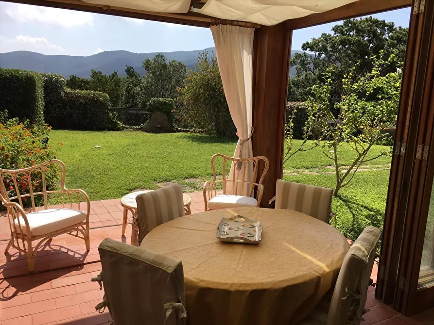 Immagine 10 di Villa in vendita  a Castiglione Della Pescaia