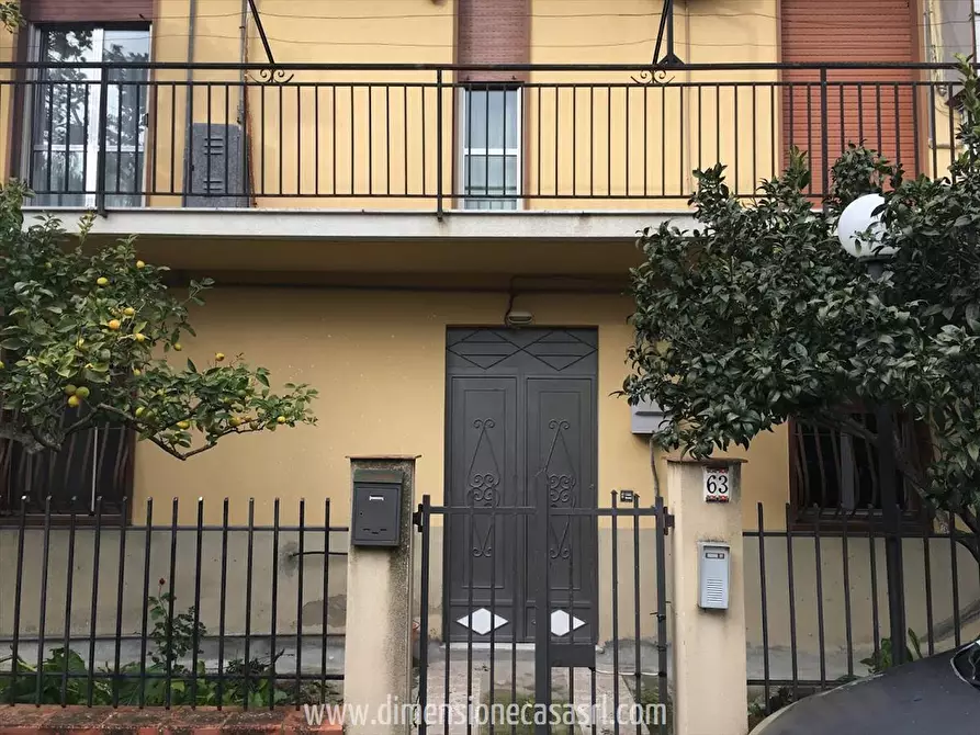 Immagine 5 di Casa indipendente in vendita  in via ruggero leoncavallo a San Cataldo