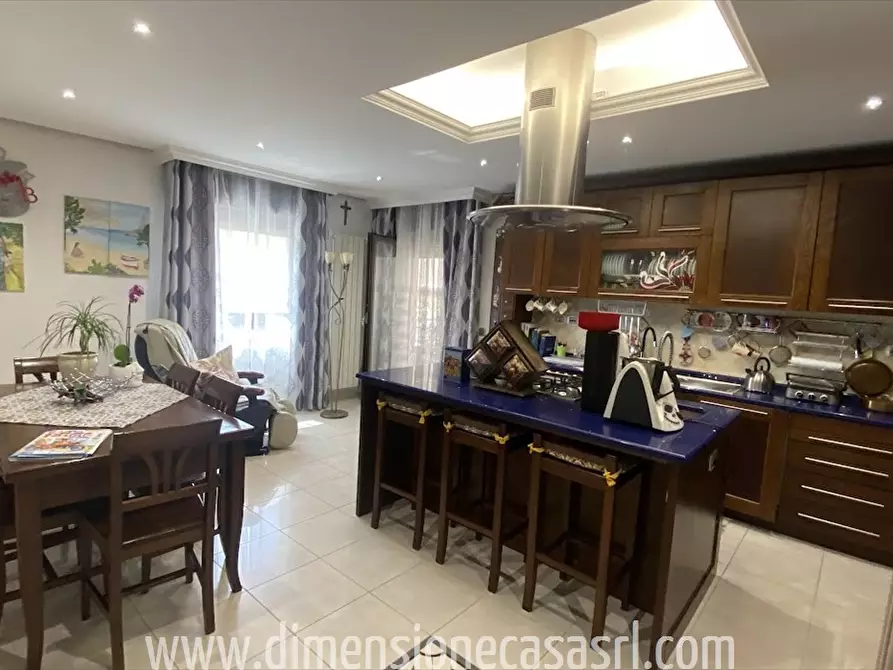 Immagine 5 di Appartamento in vendita  in viale della rinascita, 16 a San Cataldo