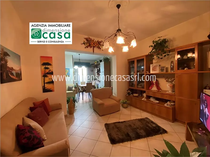 Immagine 1 di Casa indipendente in vendita  in Viale Italia, 65 a San Cataldo