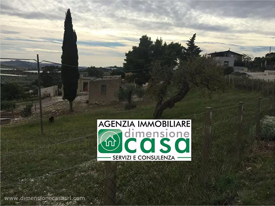Immagine 1 di Azienda agricola in vendita  in SS122 a Caltanissetta