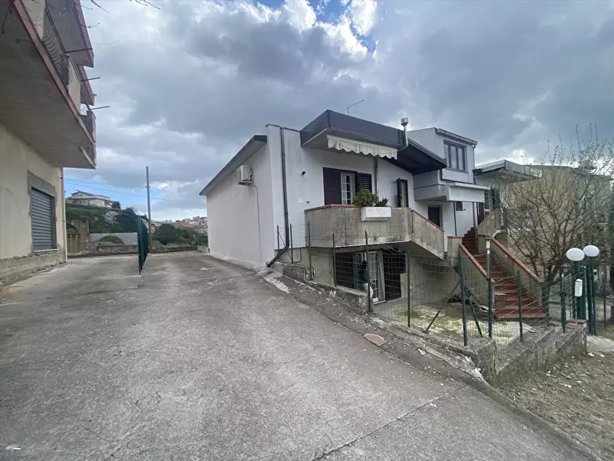 Immagine 2 di Casa indipendente in vendita  in Viale dei Tigli, 79 a San Cataldo