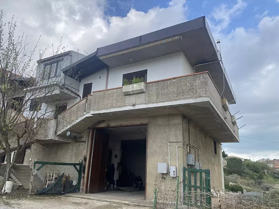 Immagine 3 di Casa indipendente in vendita  in Viale dei Tigli, 79 a San Cataldo