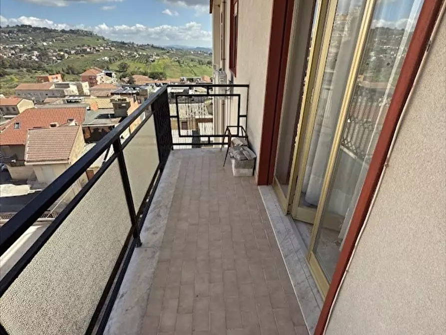 Immagine 8 di Appartamento in vendita  in piazza della repubblica 8 a San Cataldo