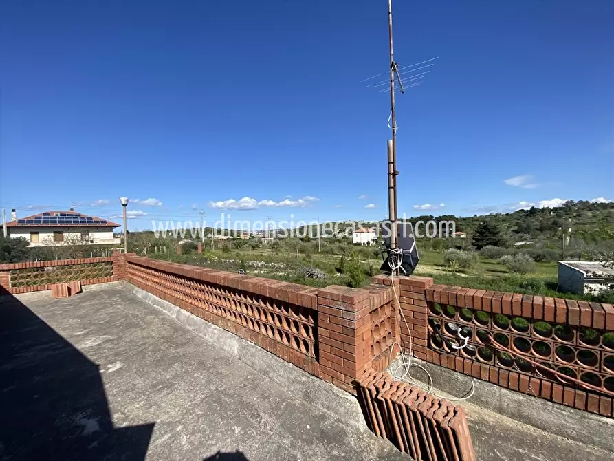 Immagine 10 di Villa in vendita  in Contrada Vassallaggi SN a San Cataldo