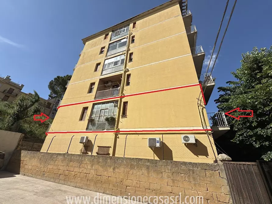 Immagine 2 di Appartamento in vendita  in Corso Sicilia, 55 a San Cataldo