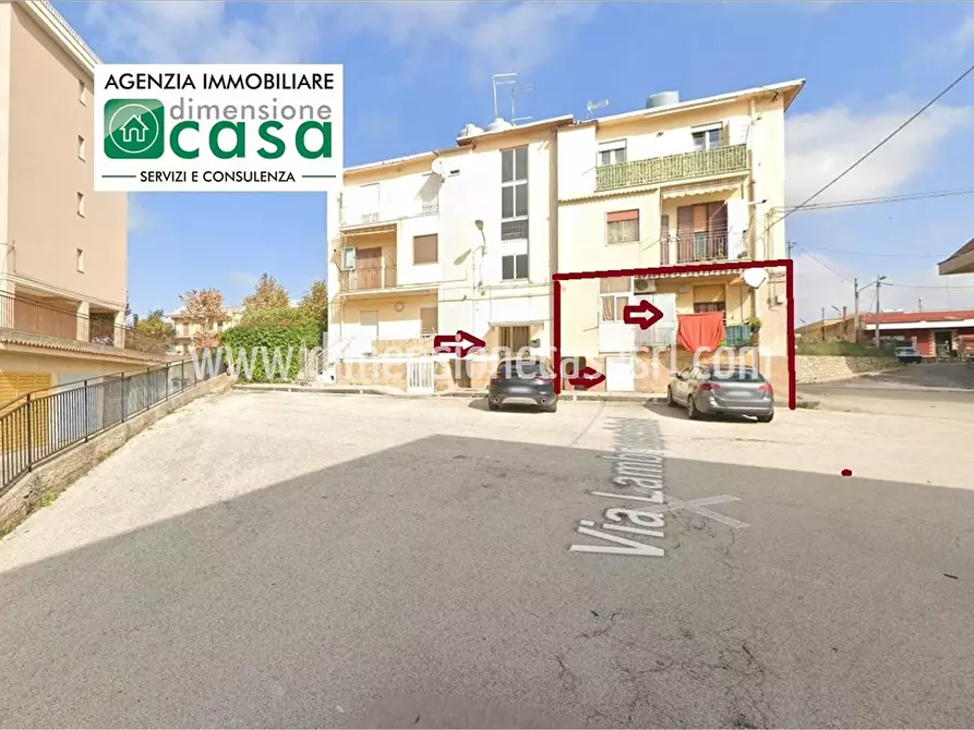 Immagine 2 di Appartamento in vendita  in Via Raffaello Lambruschini n 44 a San Cataldo