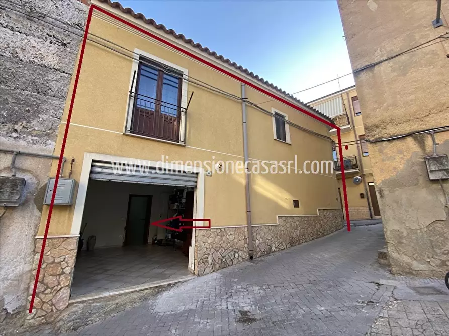 Immagine 2 di Casa indipendente in vendita  in Via Palermo, 68 a San Cataldo