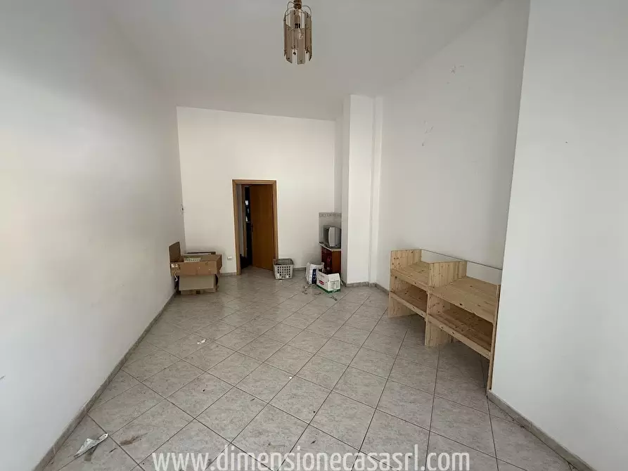 Immagine 2 di Magazzino in vendita  in via trieste 58 a San Cataldo