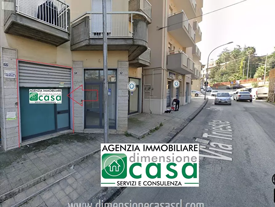 Immagine 1 di Magazzino in vendita  in via trieste 58 a San Cataldo