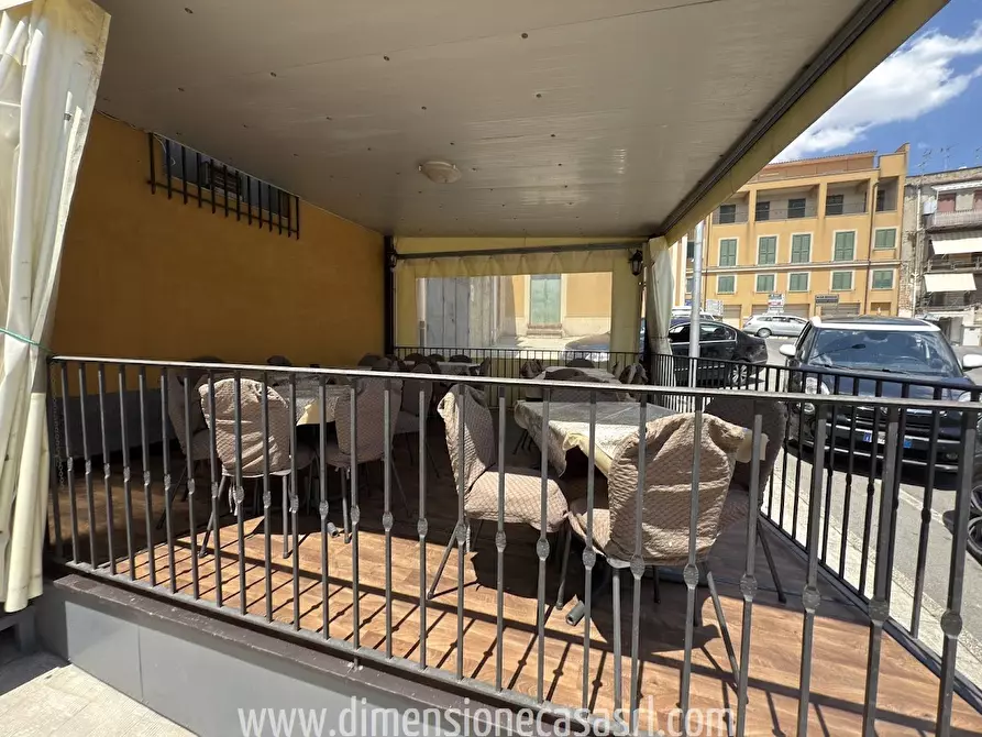 Immagine 2 di Licenza in vendita  in Via Viviano, 20 a San Cataldo