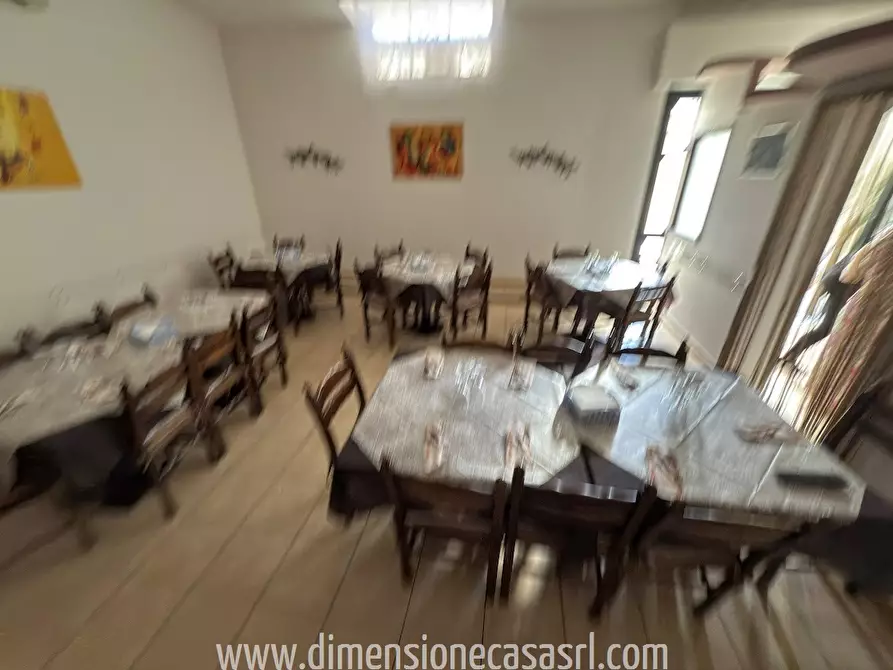 Immagine 6 di Licenza in vendita  in Via Viviano, 20 a San Cataldo