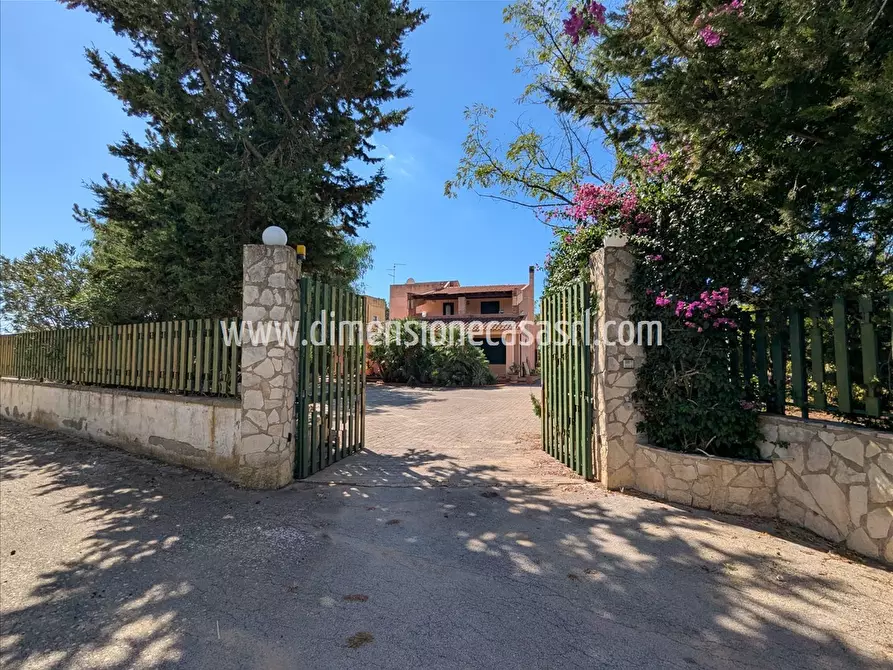 Immagine 2 di Villa in vendita  in SP99 contrada Niscima a Caltanissetta
