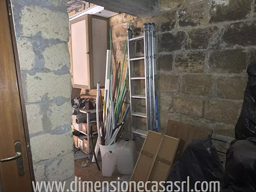 Immagine 4 di Magazzino in vendita  in Via Antonio Scarlatti, 26 a San Cataldo