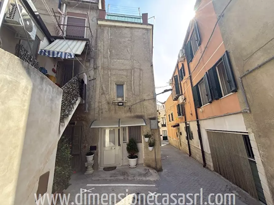 Immagine 2 di Casa indipendente in vendita  in Via valenza 4 a San Cataldo