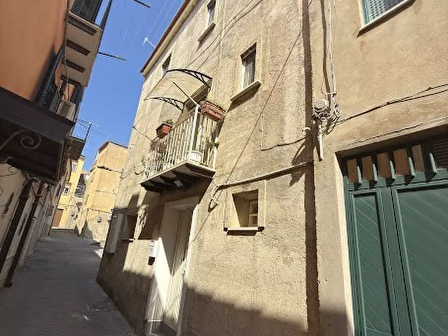 Immagine 3 di Casa indipendente in vendita  in Via valenza 4 a San Cataldo