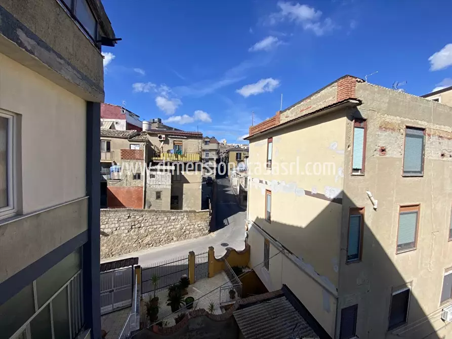 Immagine 10 di Appartamento in vendita  in Via Stazione, 37 a San Cataldo