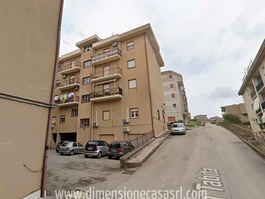 Immagine 2 di Garage in vendita  in Via Tabita, 25 a San Cataldo