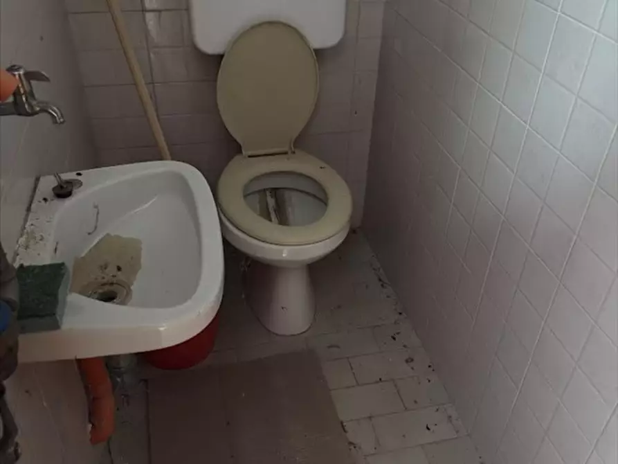 Immagine 6 di Garage in vendita  in Via Tabita, 25 a San Cataldo