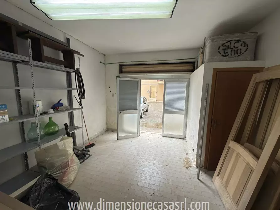 Immagine 5 di Garage in vendita  in Via Tabita, 25 a San Cataldo