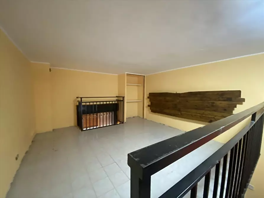 Immagine 10 di Magazzino in vendita  in Viale Kennedy, 43 a San Cataldo