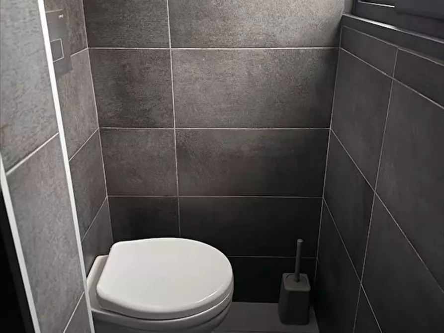 Immagine 10 di Licenza in affitto  in Corso Sicilia, 72 a San Cataldo