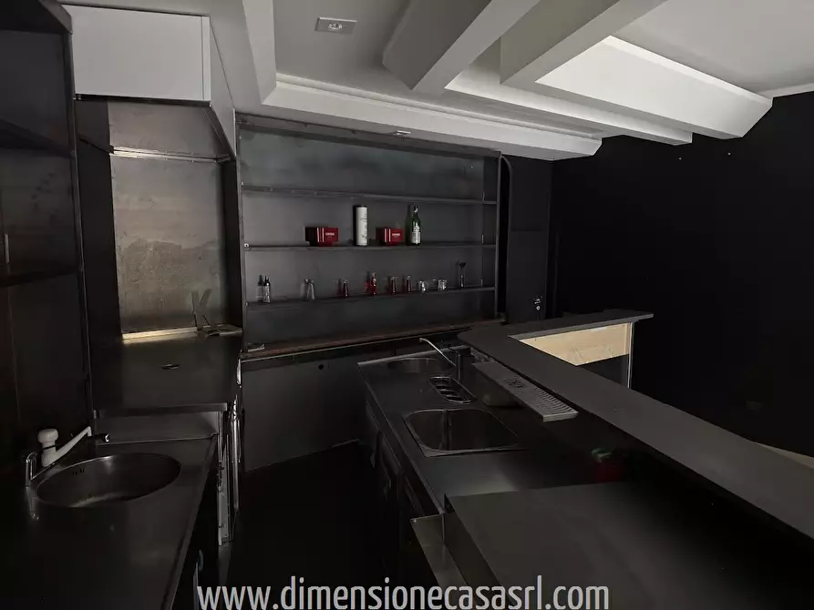 Immagine 5 di Licenza in affitto  in Corso Sicilia, 72 a San Cataldo