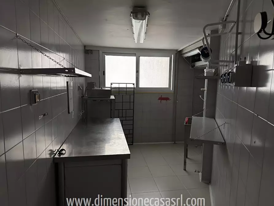 Immagine 7 di Licenza in affitto  in Corso Sicilia, 72 a San Cataldo