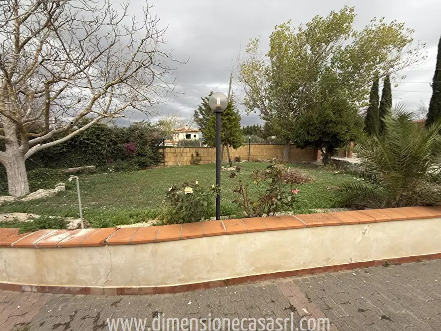 Immagine 6 di Villa in vendita  in Contrada Palo a San Cataldo