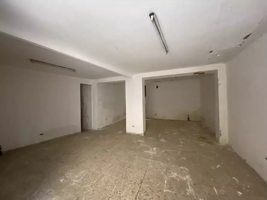 Immagine 2 di Garage in vendita  in Via Cardalano, 12 a San Cataldo