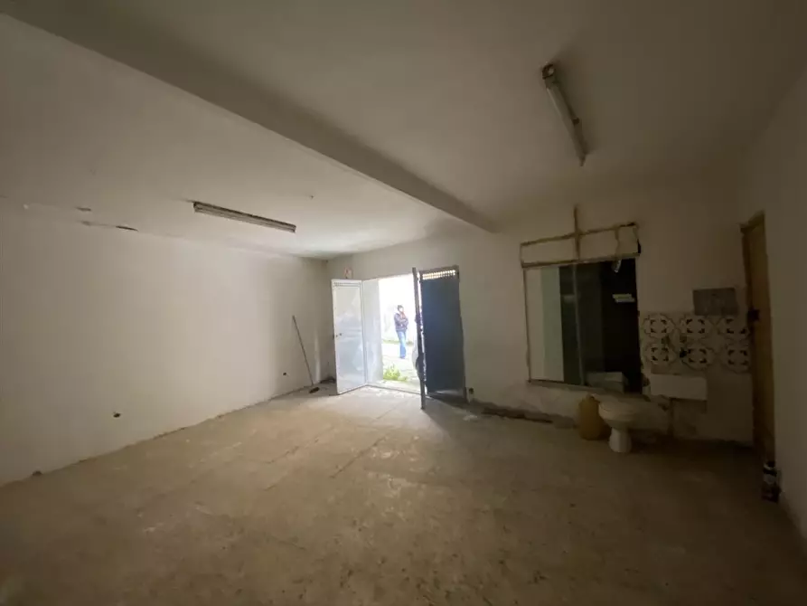 Immagine 3 di Garage in vendita  in Via Cardalano, 12 a San Cataldo