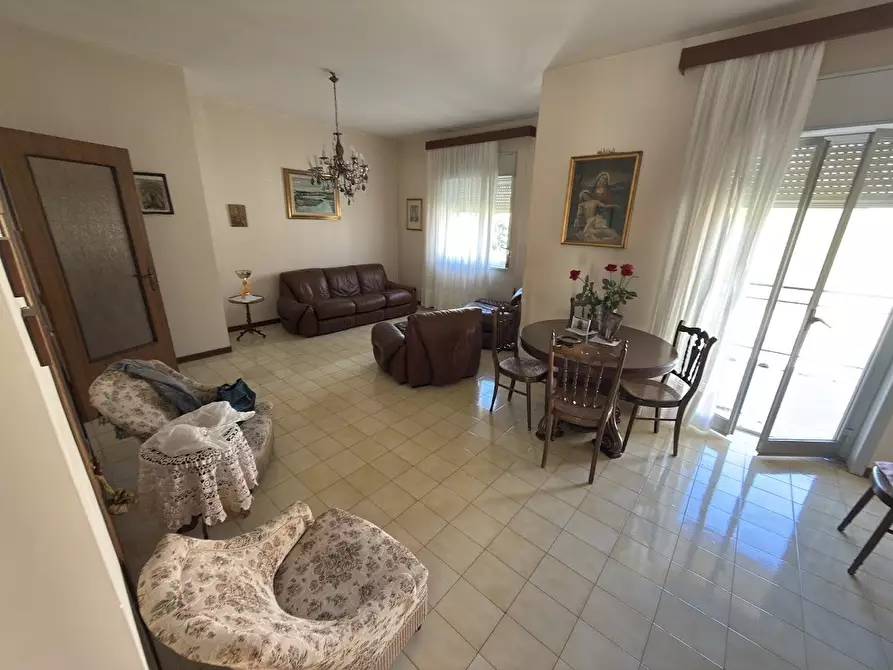 Immagine 7 di Appartamento in vendita  in Viale Indipendenza, 54 a San Cataldo