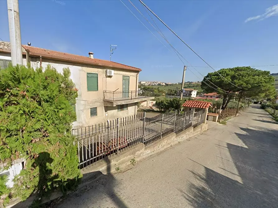 Immagine 2 di Villa in vendita  in Contrada Bigini, 78 a San Cataldo