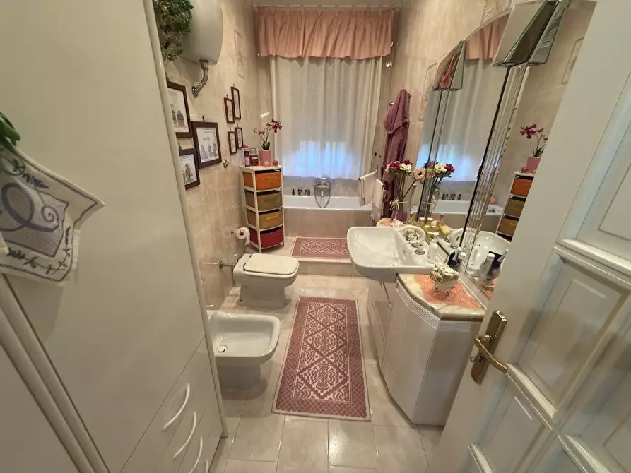 Immagine 10 di Villa in vendita  in C/da San Leonardo a San Cataldo