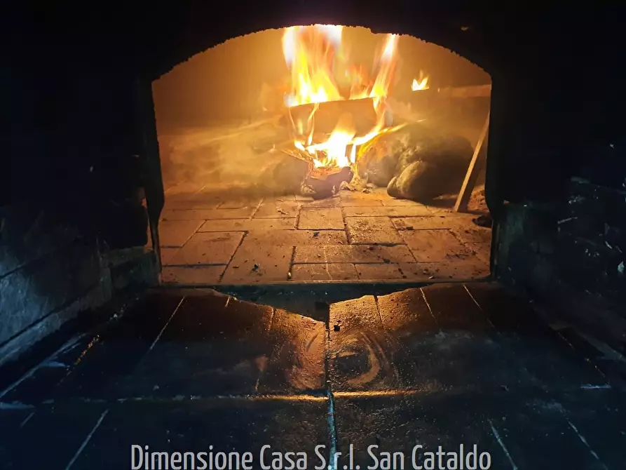 Immagine 2 di Licenza in vendita  in via Vittorio veneto, 40 a San Cataldo