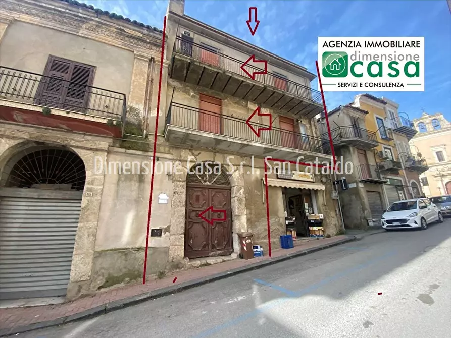 Immagine 1 di Casa indipendente in vendita  in Via Umberto, 119 a San Cataldo