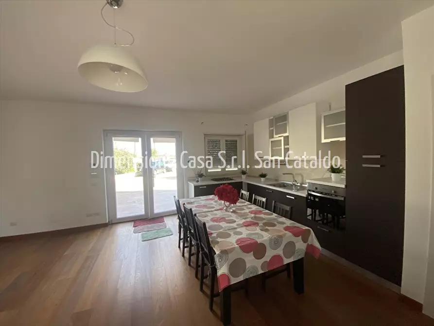 Immagine 8 di Villa in vendita  in Via Bigini, a San Cataldo