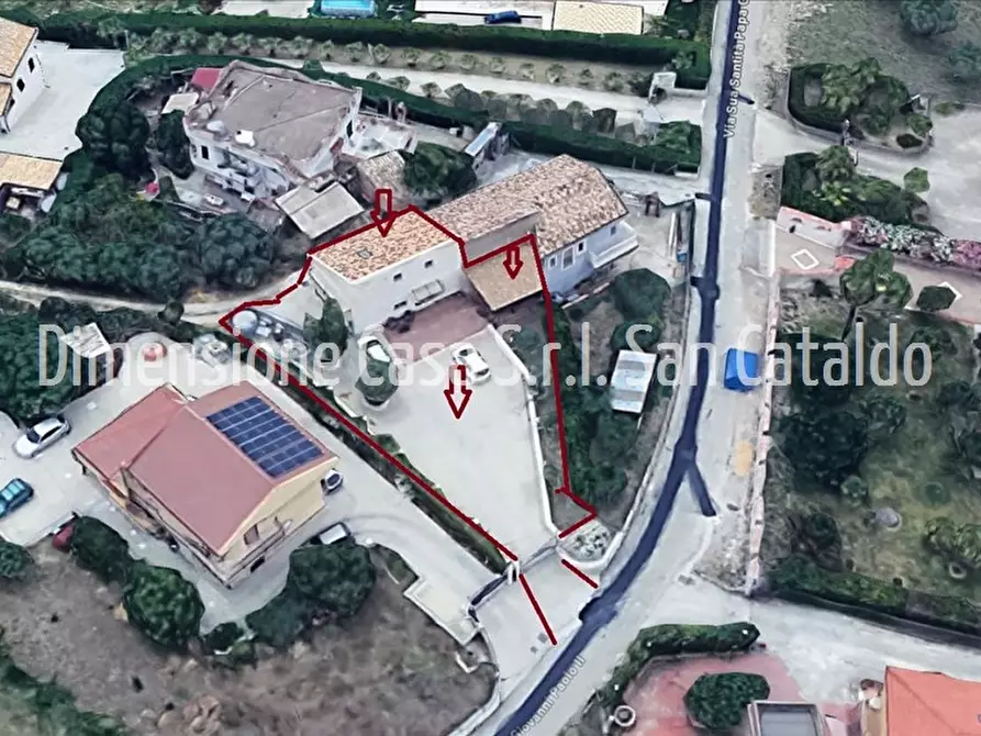 Immagine 2 di Villa in vendita  in Via Bigini, a San Cataldo