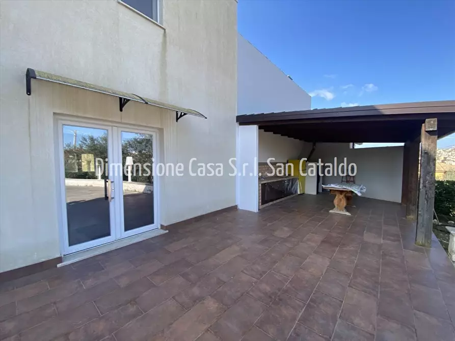 Immagine 5 di Villa in vendita  in Via Bigini, a San Cataldo