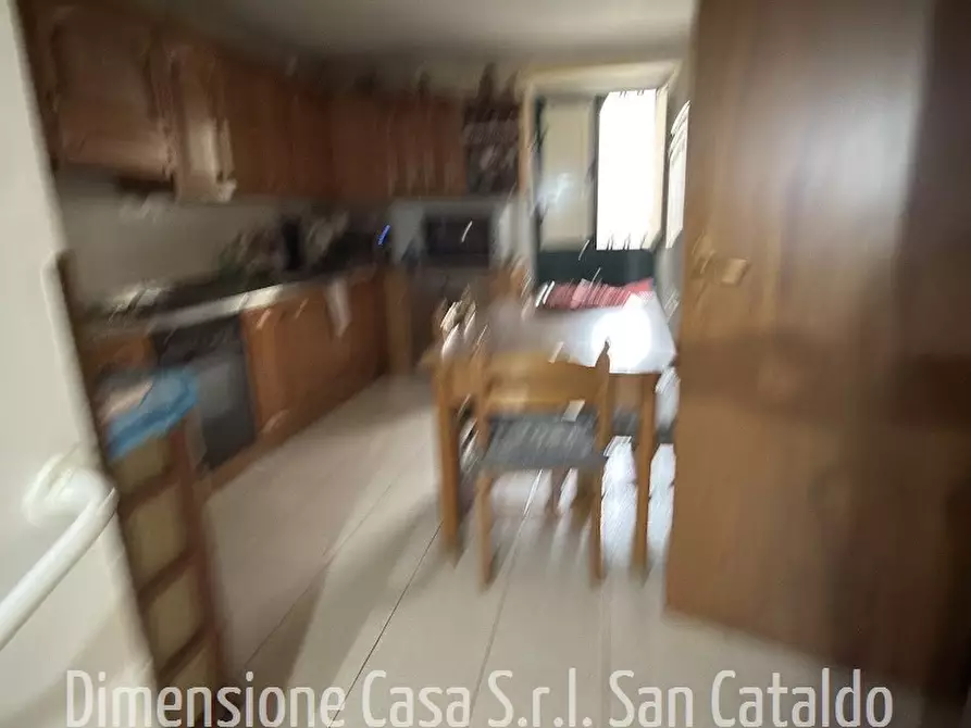 Immagine 4 di Casa indipendente in vendita  in Via Catania, 50 a San Cataldo