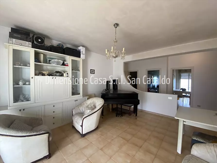 Immagine 4 di Appartamento in vendita  in Via Gabara, 11 a San Cataldo