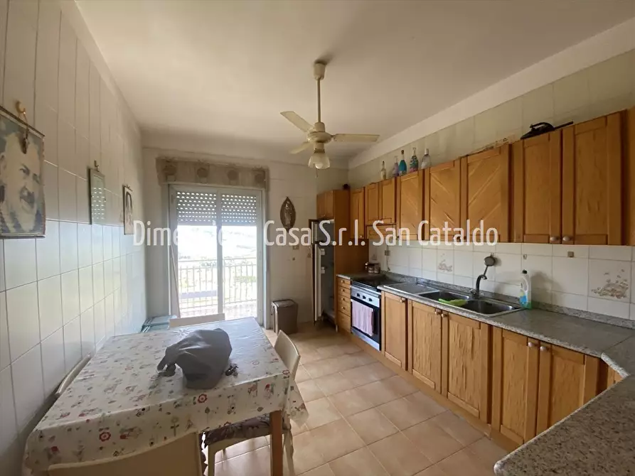 Immagine 7 di Appartamento in vendita  in Via Gabara, 11 a San Cataldo