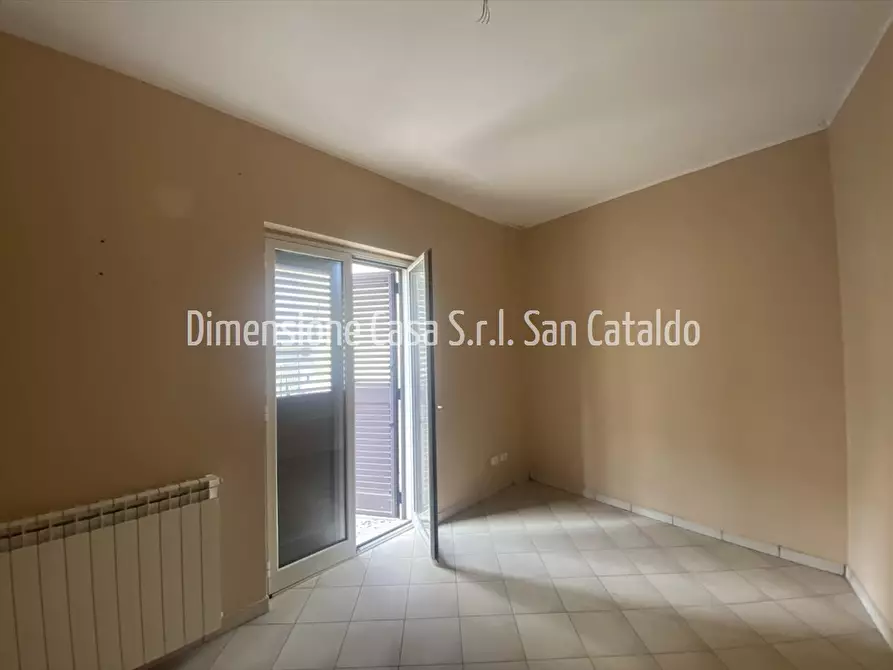 Immagine 8 di Appartamento in vendita  in Via Ruggero Settimo, 42 a Caltanissetta