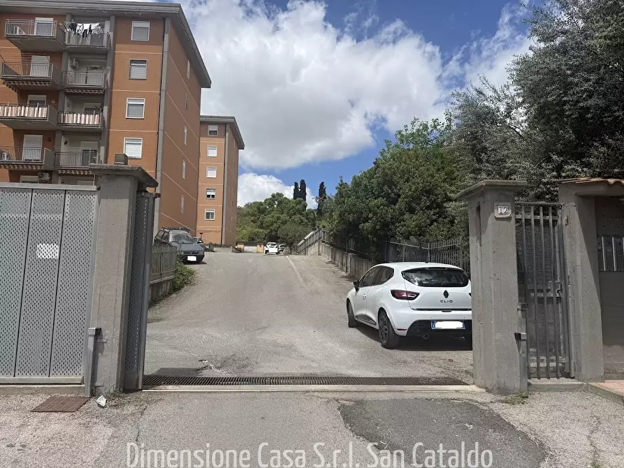 Immagine 2 di Appartamento in vendita  in via cristoforo colombo 12 a San Cataldo