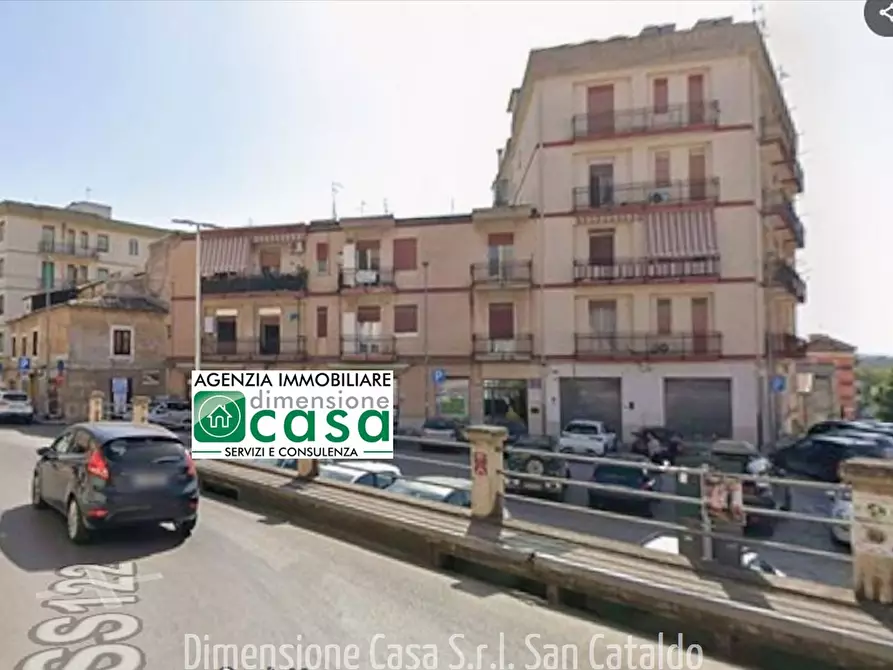 Immagine 1 di Appartamento in vendita  in Piazza Risorgimento, 9 a San Cataldo