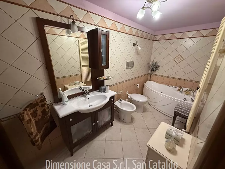 Immagine 9 di Casa indipendente in vendita  in via salesiani 6 a San Cataldo