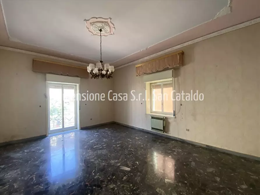 Immagine 3 di Casa indipendente in vendita  in Corso Sicilia, 88 a San Cataldo