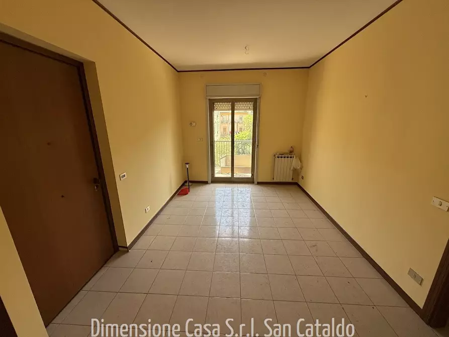 Immagine 5 di Appartamento in vendita  in Via Elena, 76 a Caltanissetta