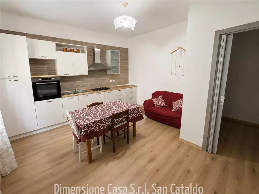 Immagine 4 di Casa indipendente in vendita  in Via Bellomo, 92 a San Cataldo
